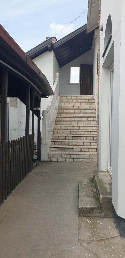 Apartmani Diksi Zrenjanin Luaran gambar