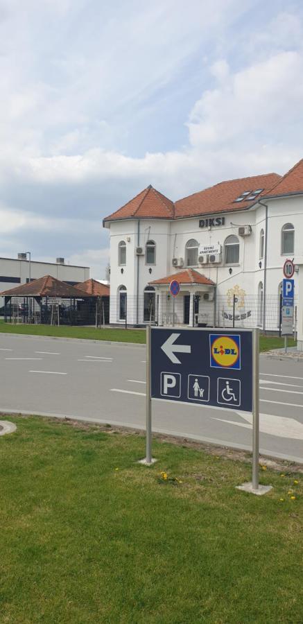 Apartmani Diksi Zrenjanin Luaran gambar
